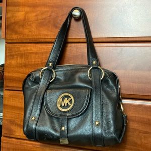 Michael Kors black satchel excellent condition